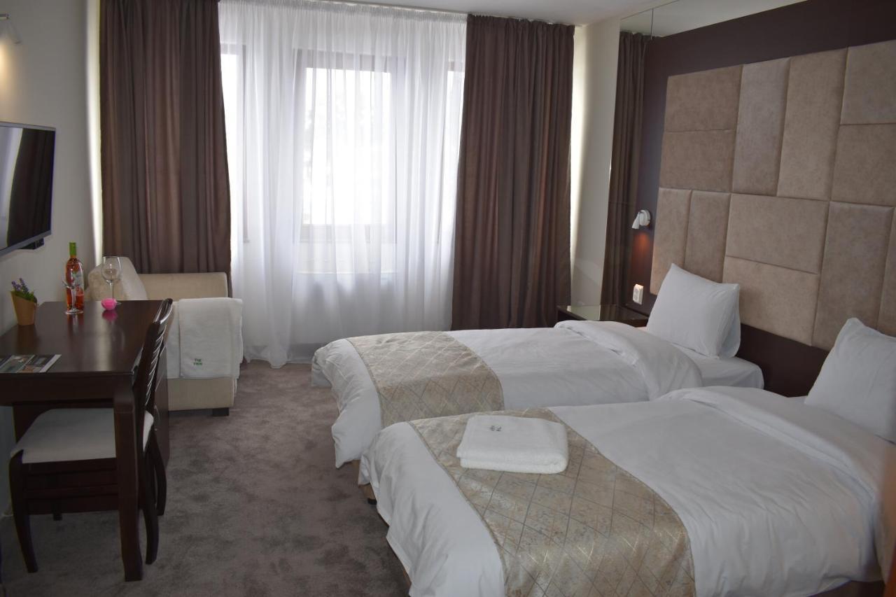 Family Hotel The View & Spa ツィゴフ・チャルク エクステリア 写真