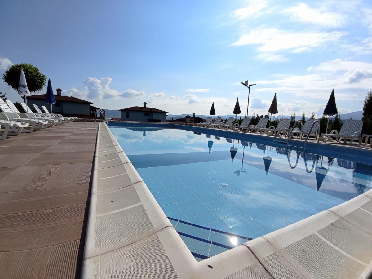 Family Hotel The View & Spa ツィゴフ・チャルク エクステリア 写真