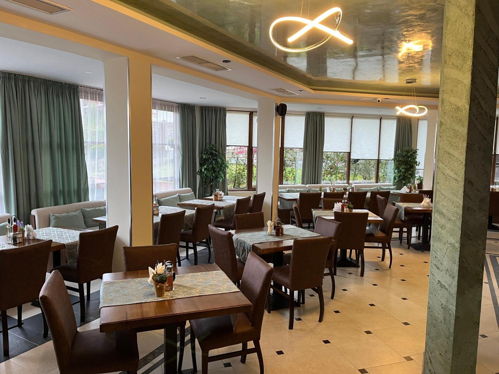 Family Hotel The View & Spa ツィゴフ・チャルク エクステリア 写真